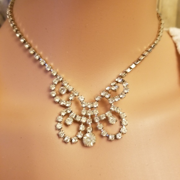 Stunning Vintage Butterfly Rhinestone Necklace - Picture 2 of 8